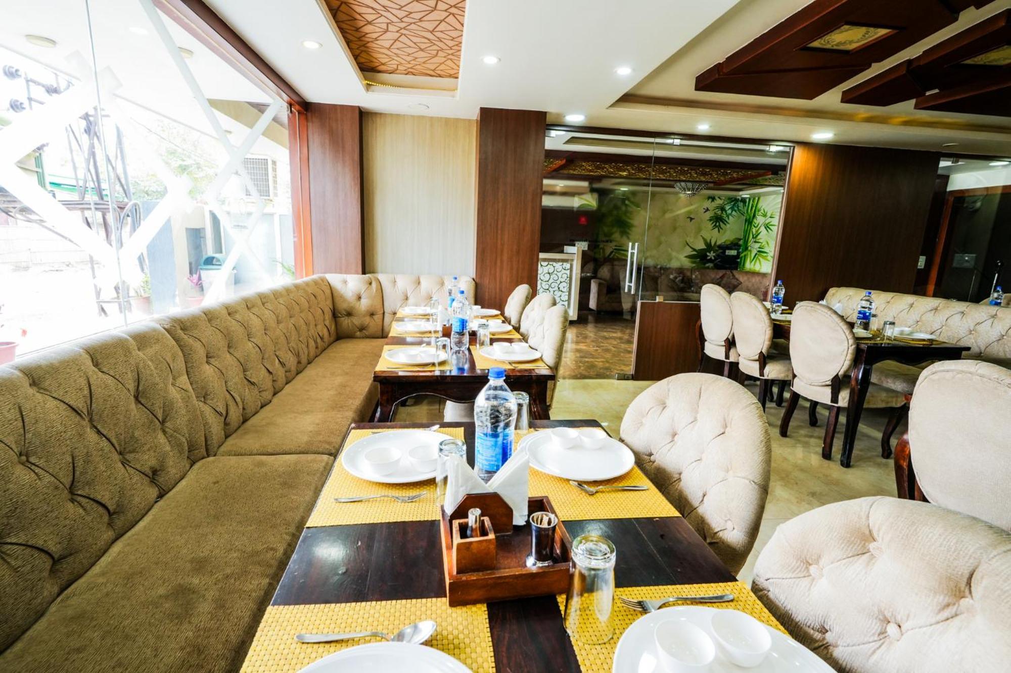 Hotel Olive Greens Near Jaipur International Airport Extérieur photo