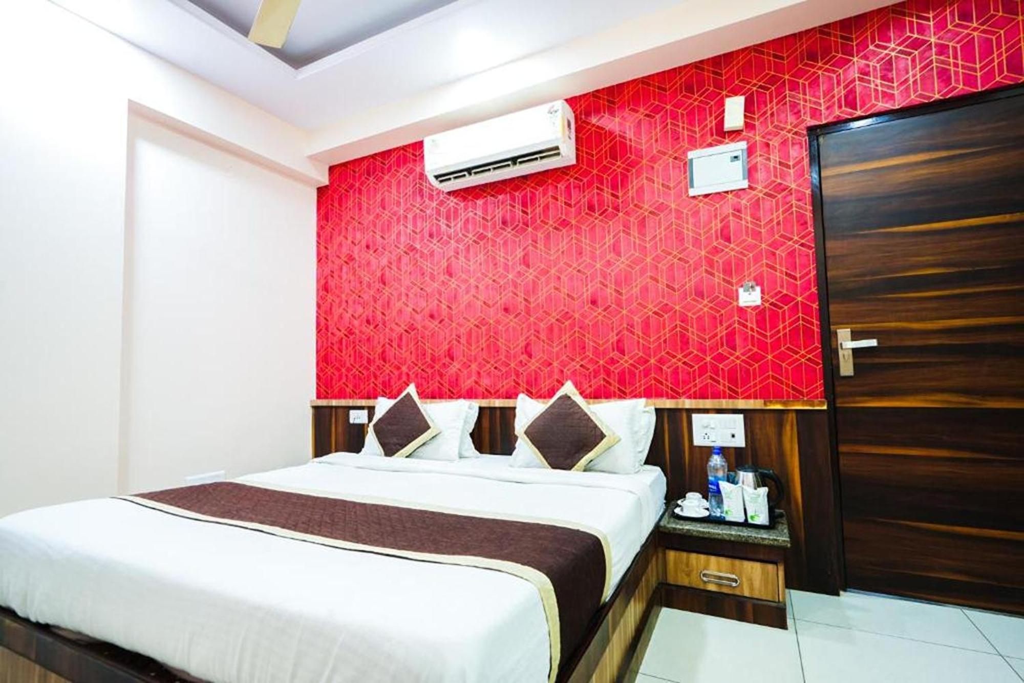 Hotel Olive Greens Near Jaipur International Airport Extérieur photo