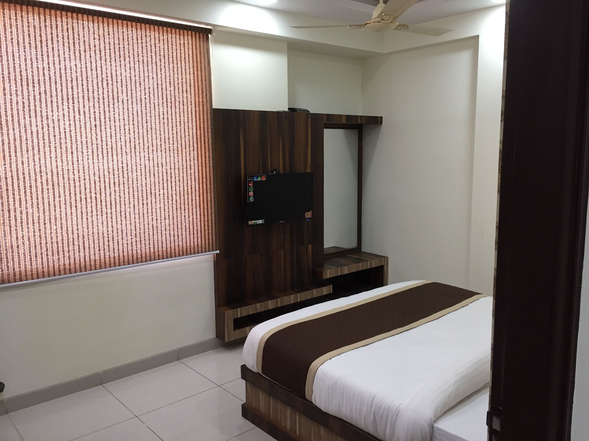 Hotel Olive Greens Near Jaipur International Airport Extérieur photo